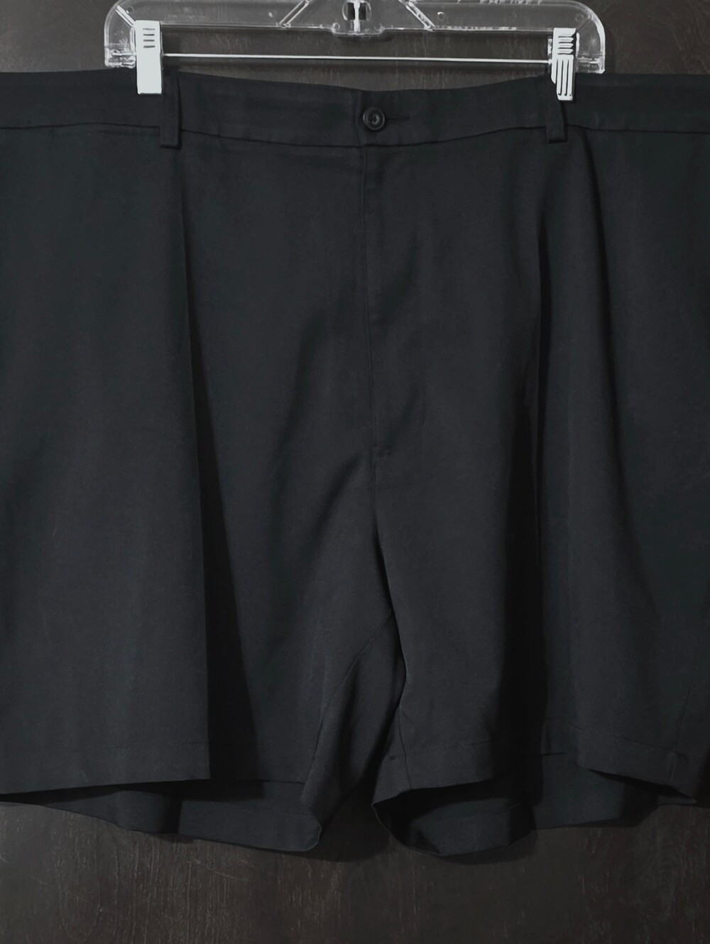 Roundtree & Yorke Black Flat-Front Men's Dress Shorts